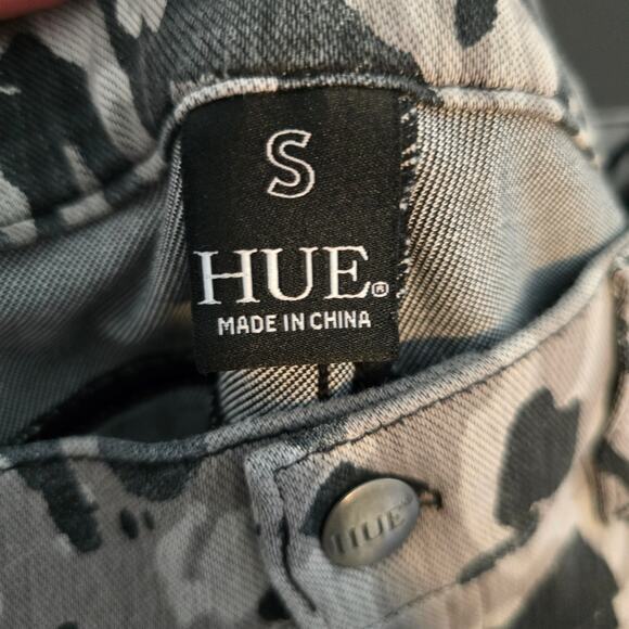 Hue Women's Stretch Leopard Cheetah Print Pull On Jeans Jeggings Size Small‎ - Picture 4 of 7